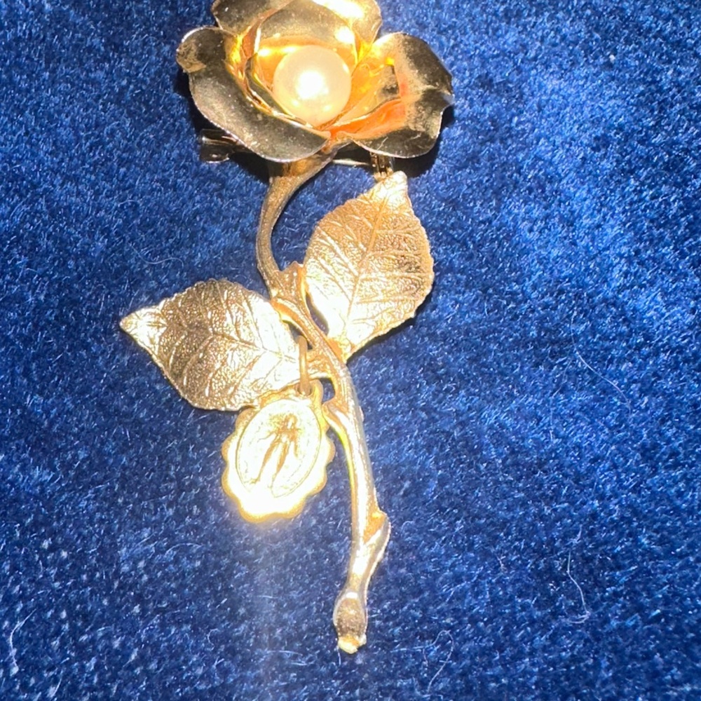 Gold Rose Brooch with Pearl Accent